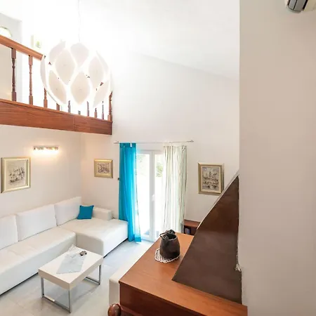 Lovely In Okrug Gornji Prázdninový dům Trogir