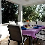 Front In Okrug Gornji Holiday home