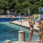 Holiday home Front In Okrug Gornji